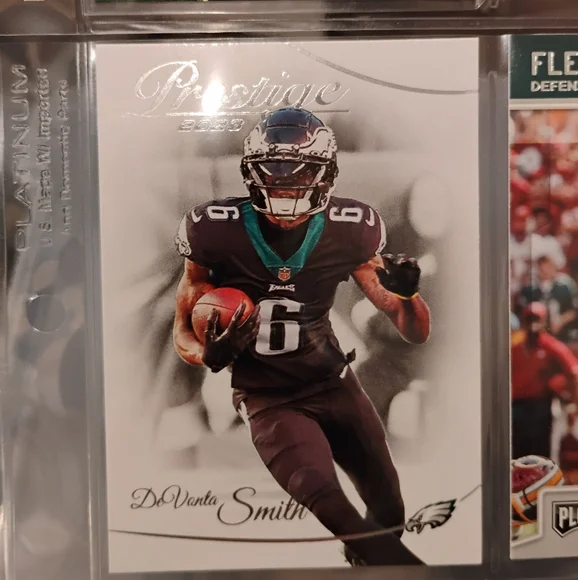 Philadelphia Eagles Assorted 9 Mint Cards - Picture 5 of 16